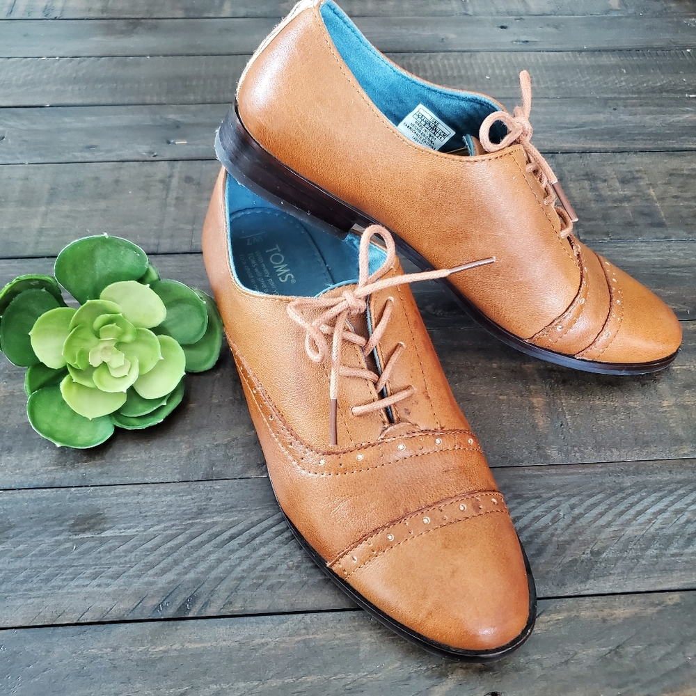 TOMS Leather Women's Mocha Brogues Oxdford
